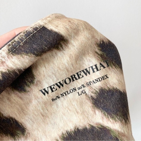 NWT We Wore What Leopard Bandeau Crop Top Athleisure  Sports Bra L - Picture 5 of 7